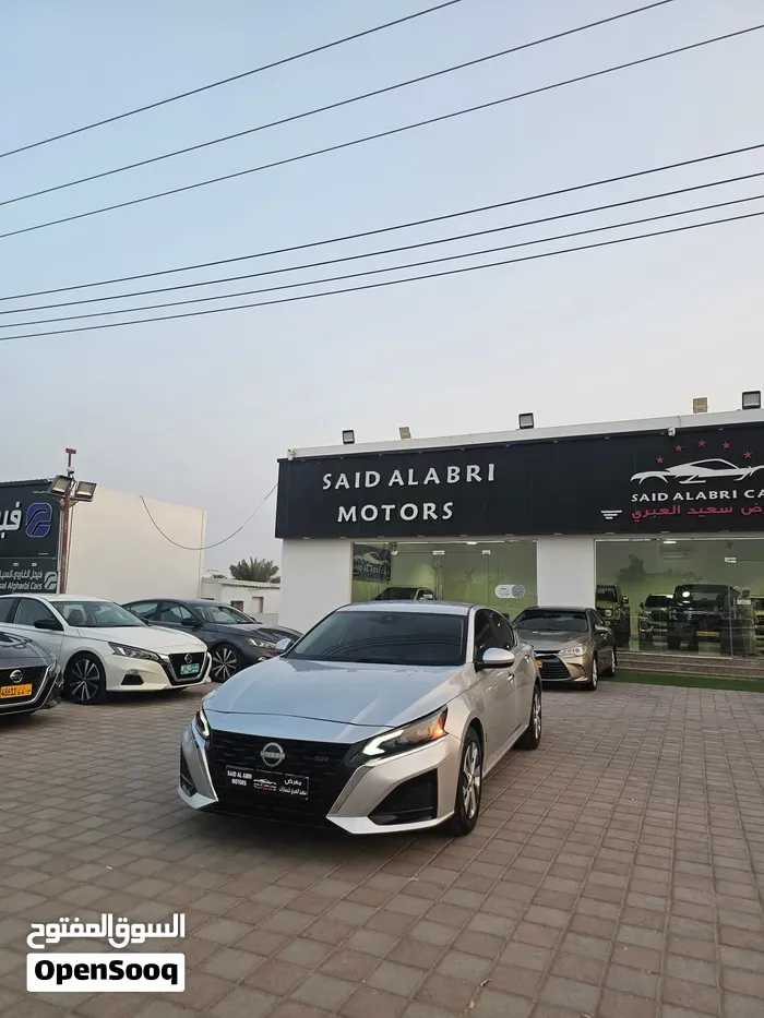 Nissan Altima 2023 photo 4