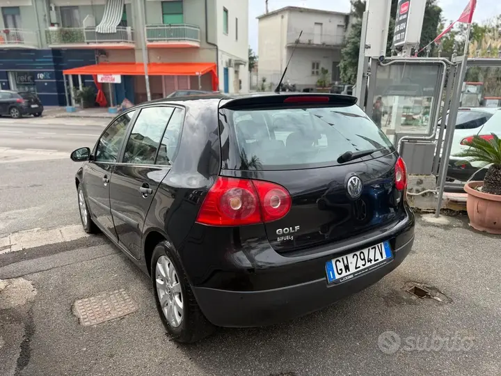 Volkswagen Golf 2008 photo 4