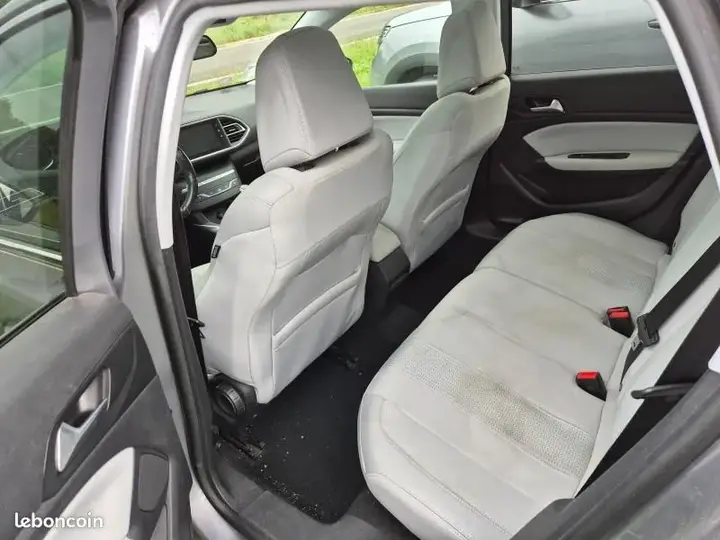 Peugeot 308 2017 photo 5