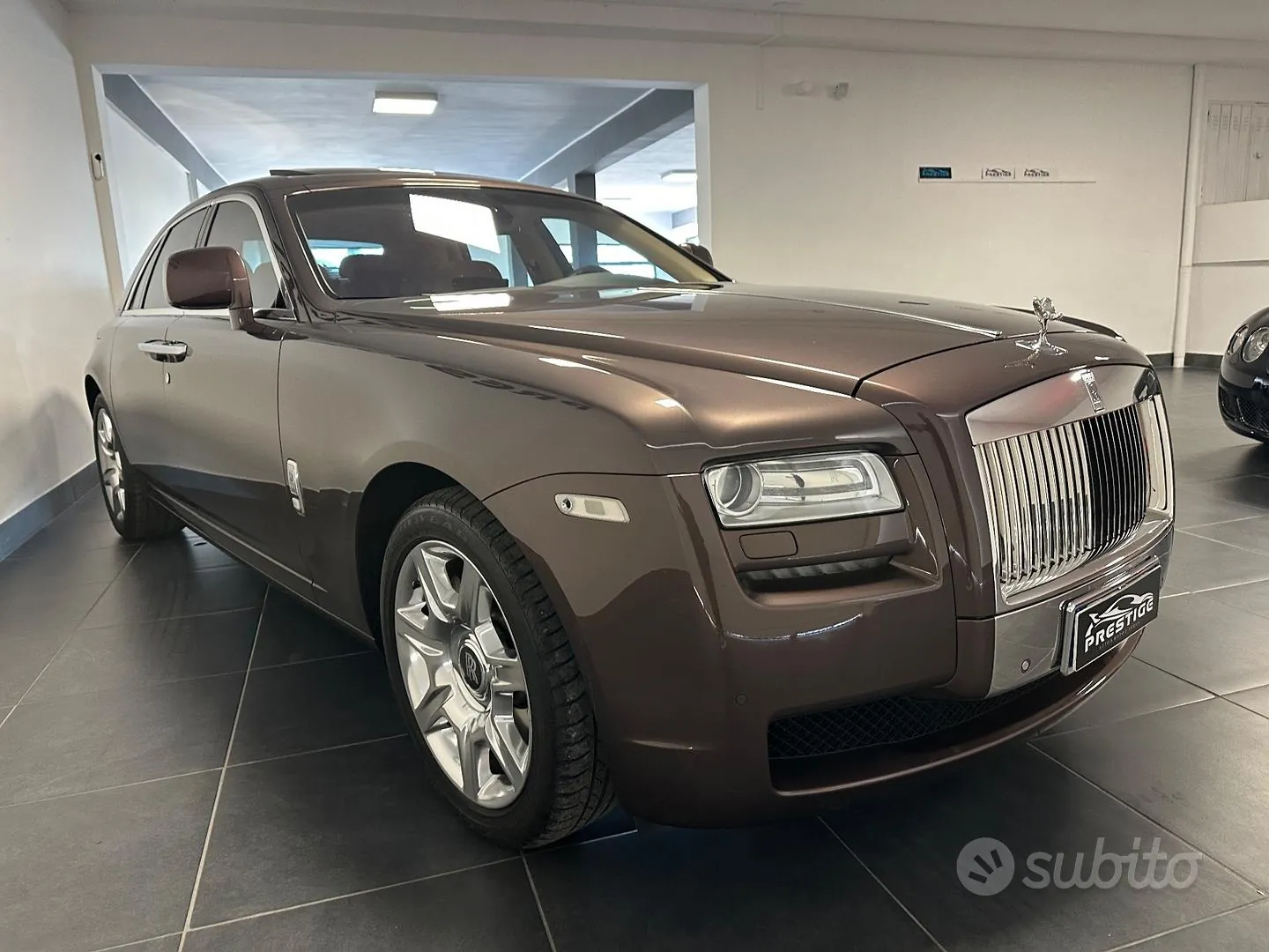Rolls-Royce Ghost 2010 photo 4