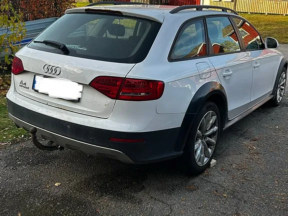 Audi A4 Allroad 2010 photo 3