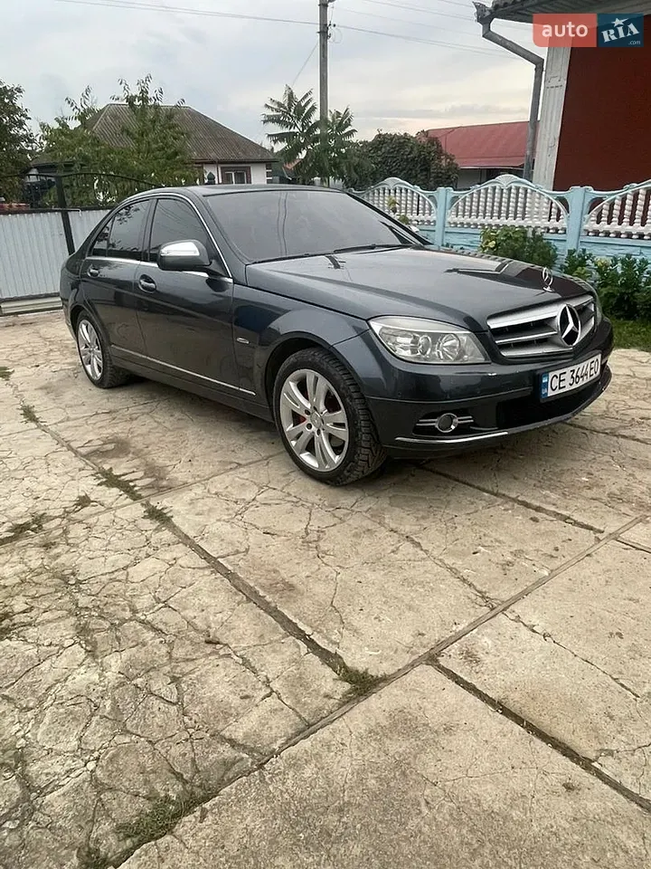 Mercedes-Benz C-Class 2007 photo 2