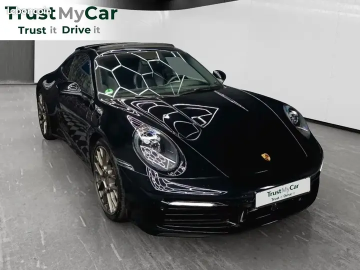 Porsche 911 2019 photo 2