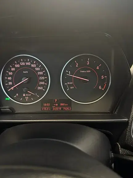 BMW 116D 2012 photo 3
