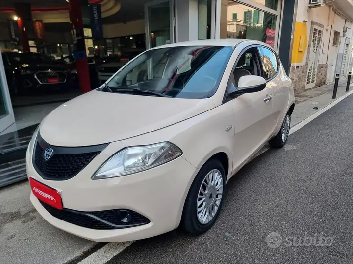 Lancia Ypsilon 2017 photo 3