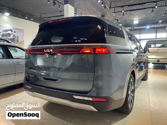 Kia Sedona 2022 photo 4