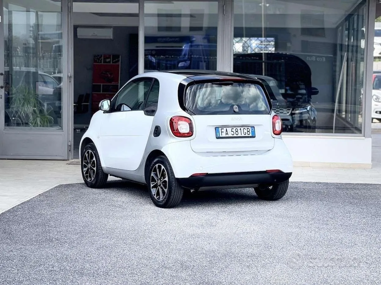 Smart Fortwo 2015 photo 4