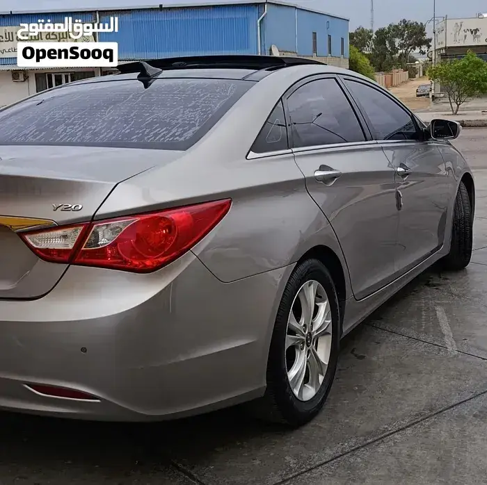 Hyundai Sonata 2010 photo 3