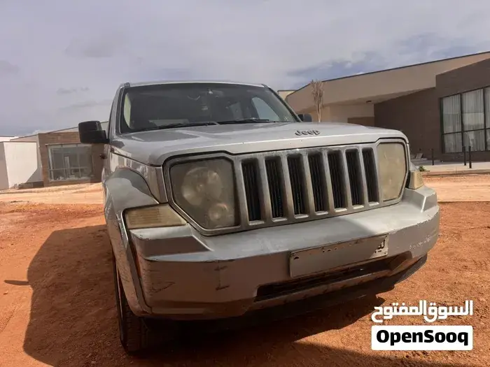 Jeep Liberty 2010 photo 5