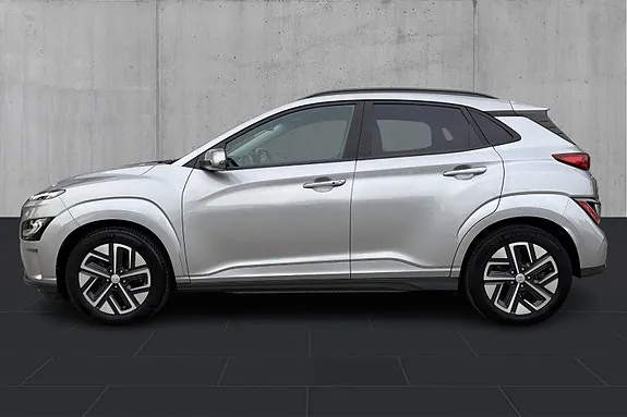 Hyundai Kona 2022 photo 2