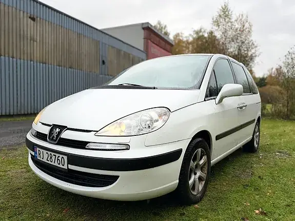 Peugeot 807 2004 photo 2
