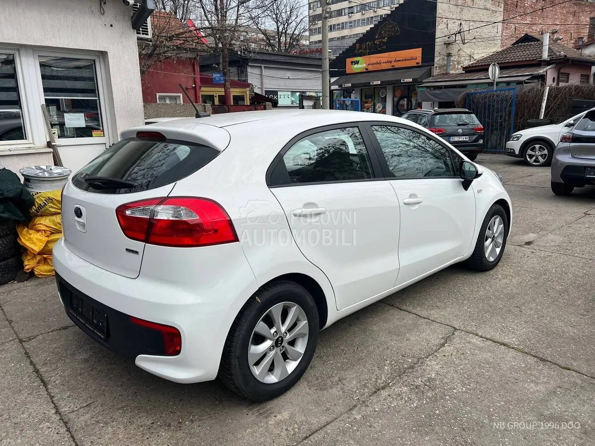 Kia Rio 2016 photo 4