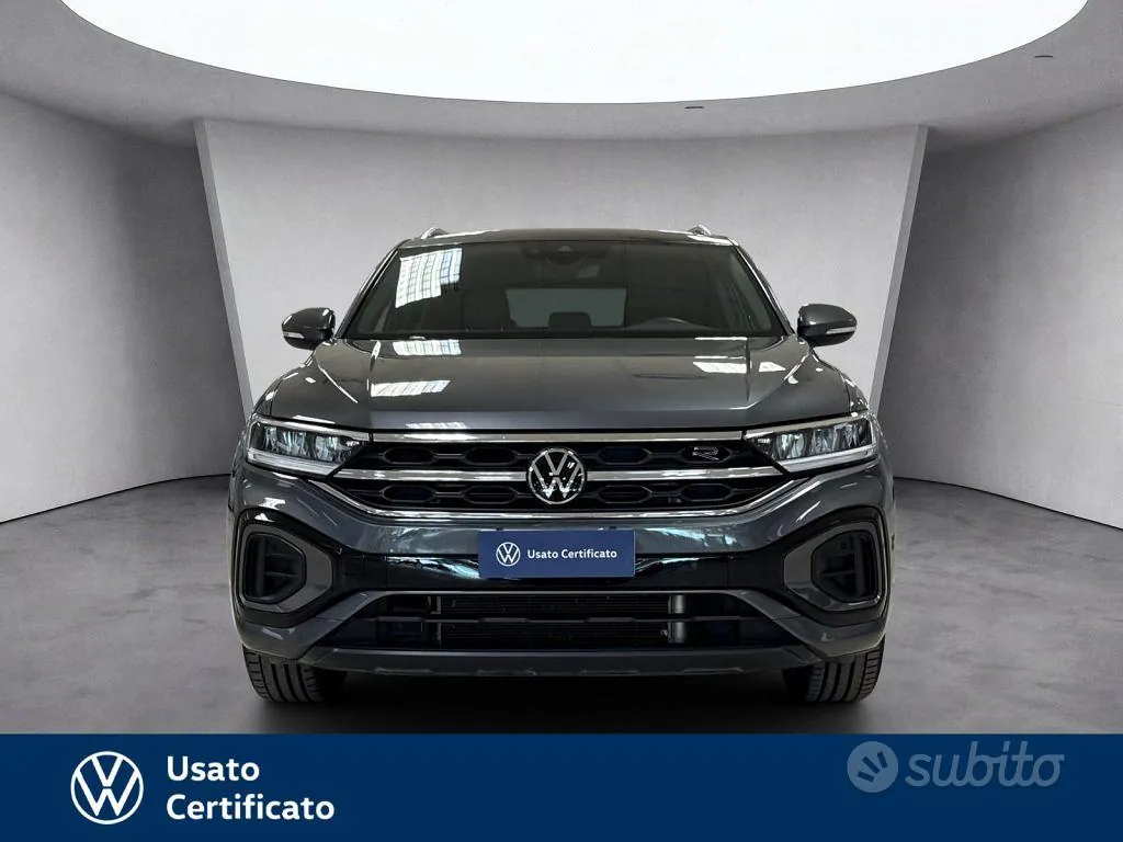 Volkswagen T-Roc 2023 photo 2