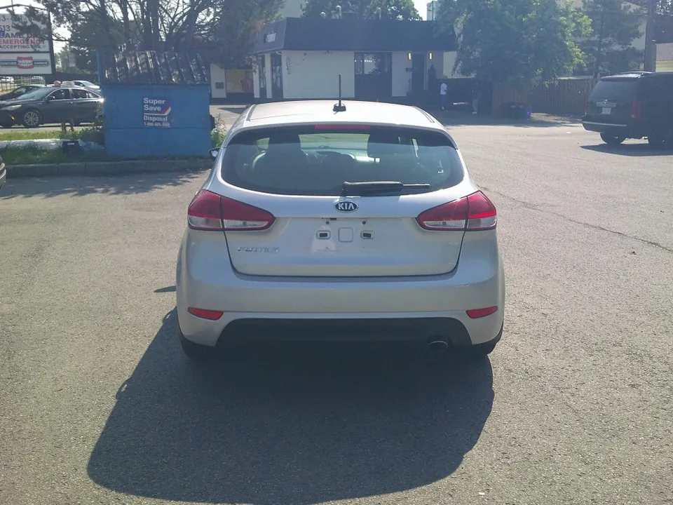 Kia Forte 2017 photo 4