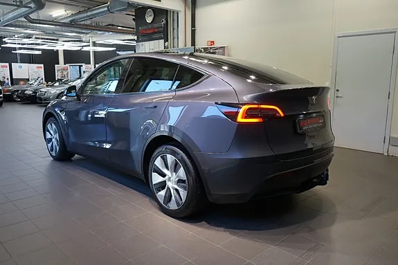 Tesla Model Y 2021 photo 5