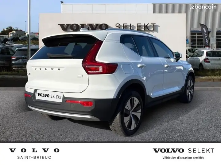 Volvo Xc40 2022 photo 2