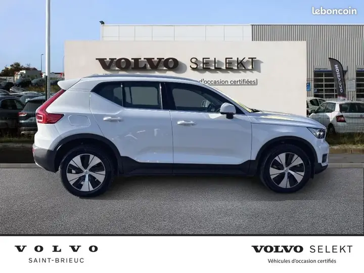 Volvo Xc40 2022 photo 4