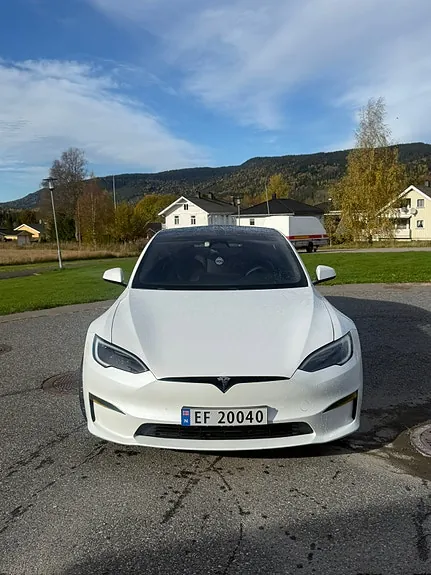 Tesla Model S 2023 photo 3