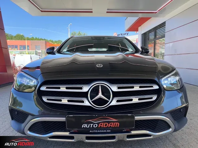 Mercedes-Benz E-Class 2021 photo 2