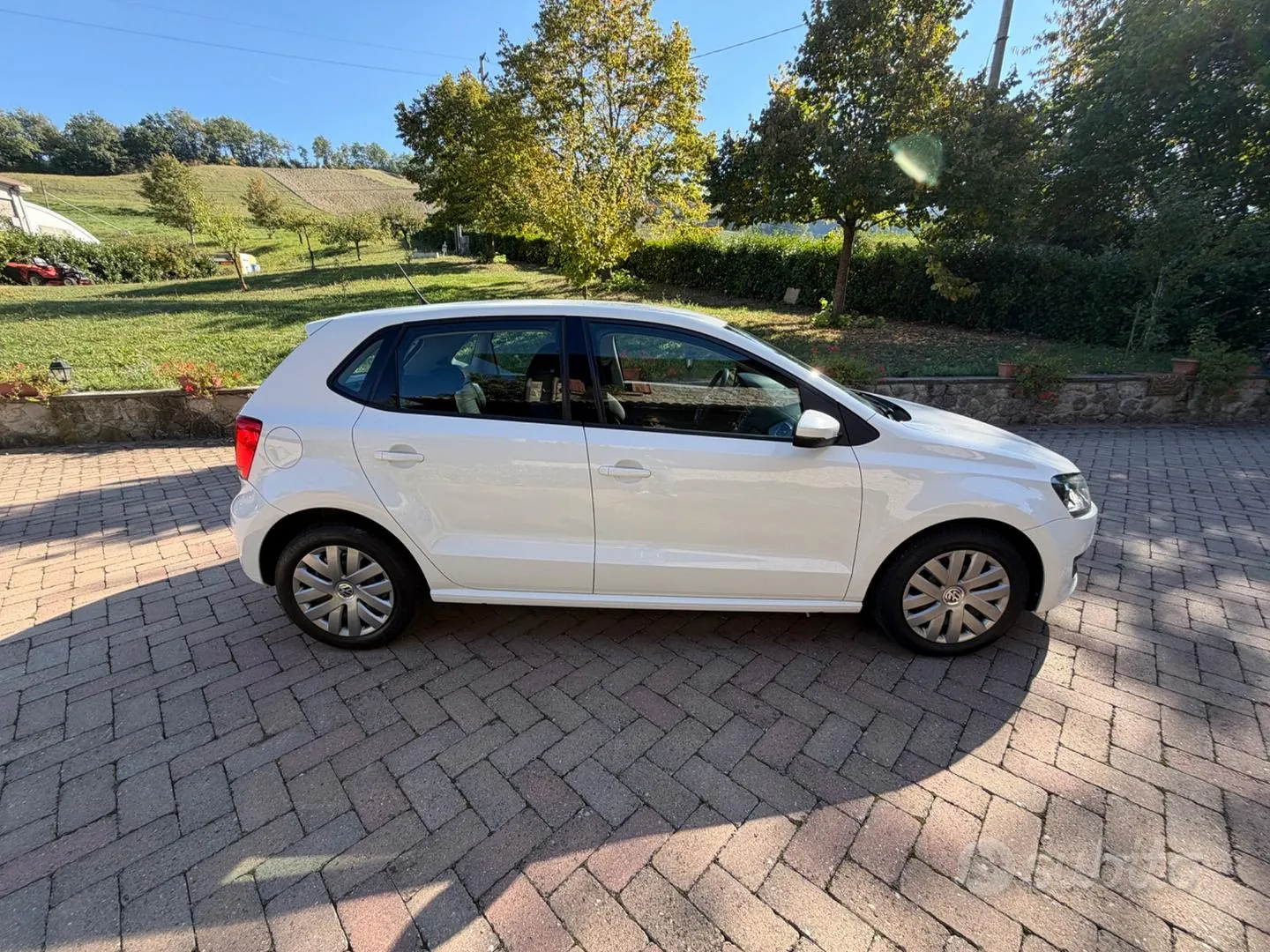 Volkswagen Polo 2010 photo 3