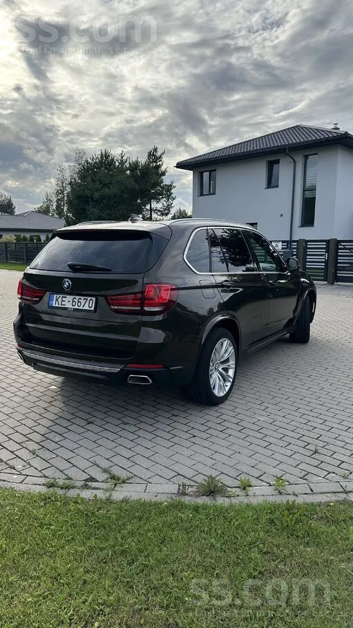 BMW X5 2015 photo 4