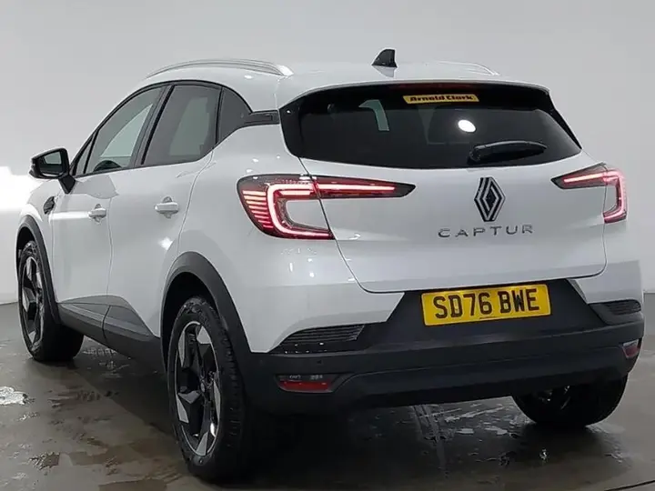 Renault Captur 2026 photo 2
