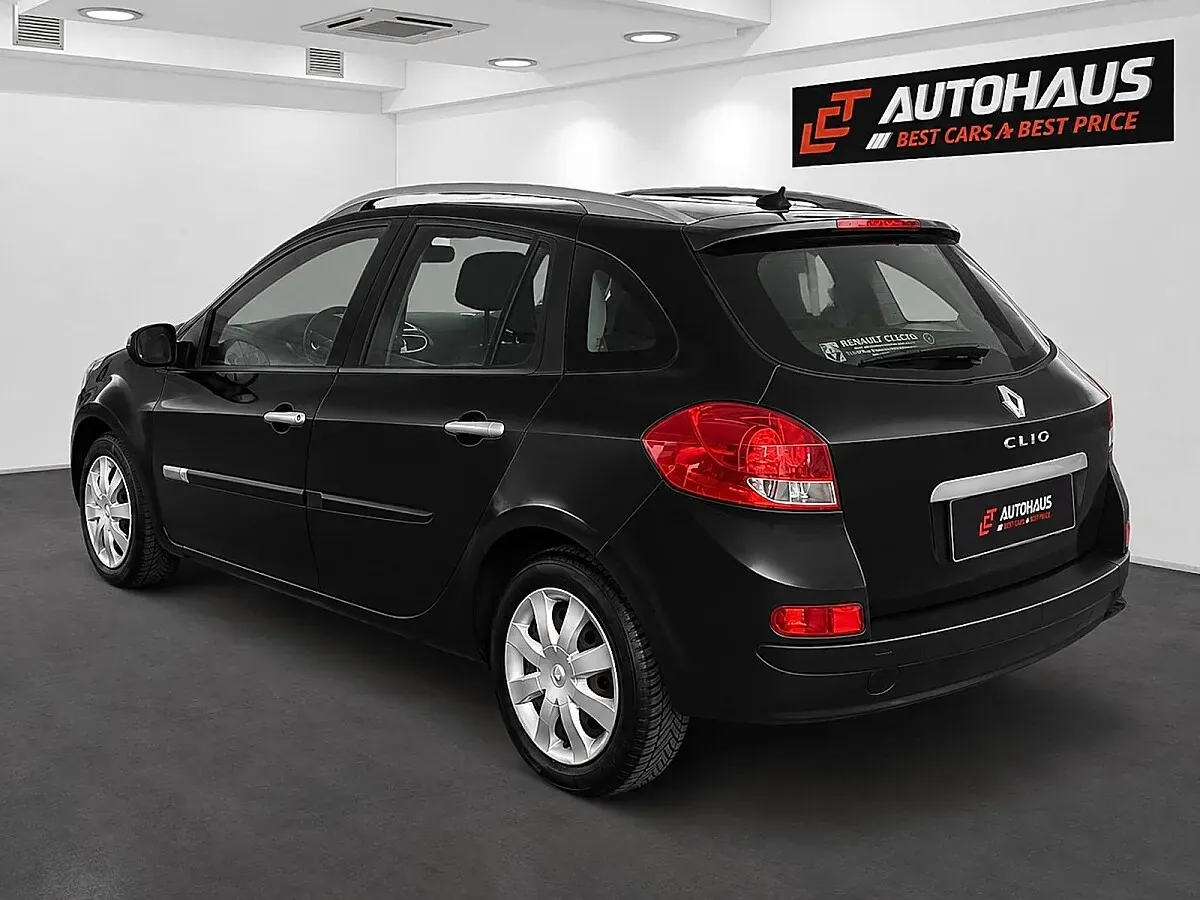 Renault Clio 2009 photo 3