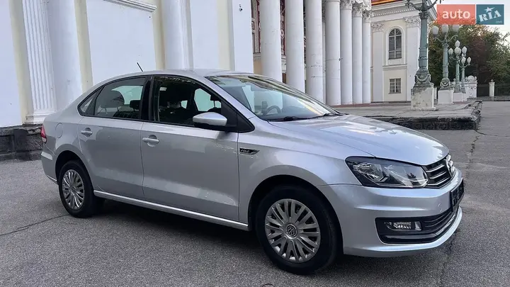 Volkswagen Polo 2019 photo 2