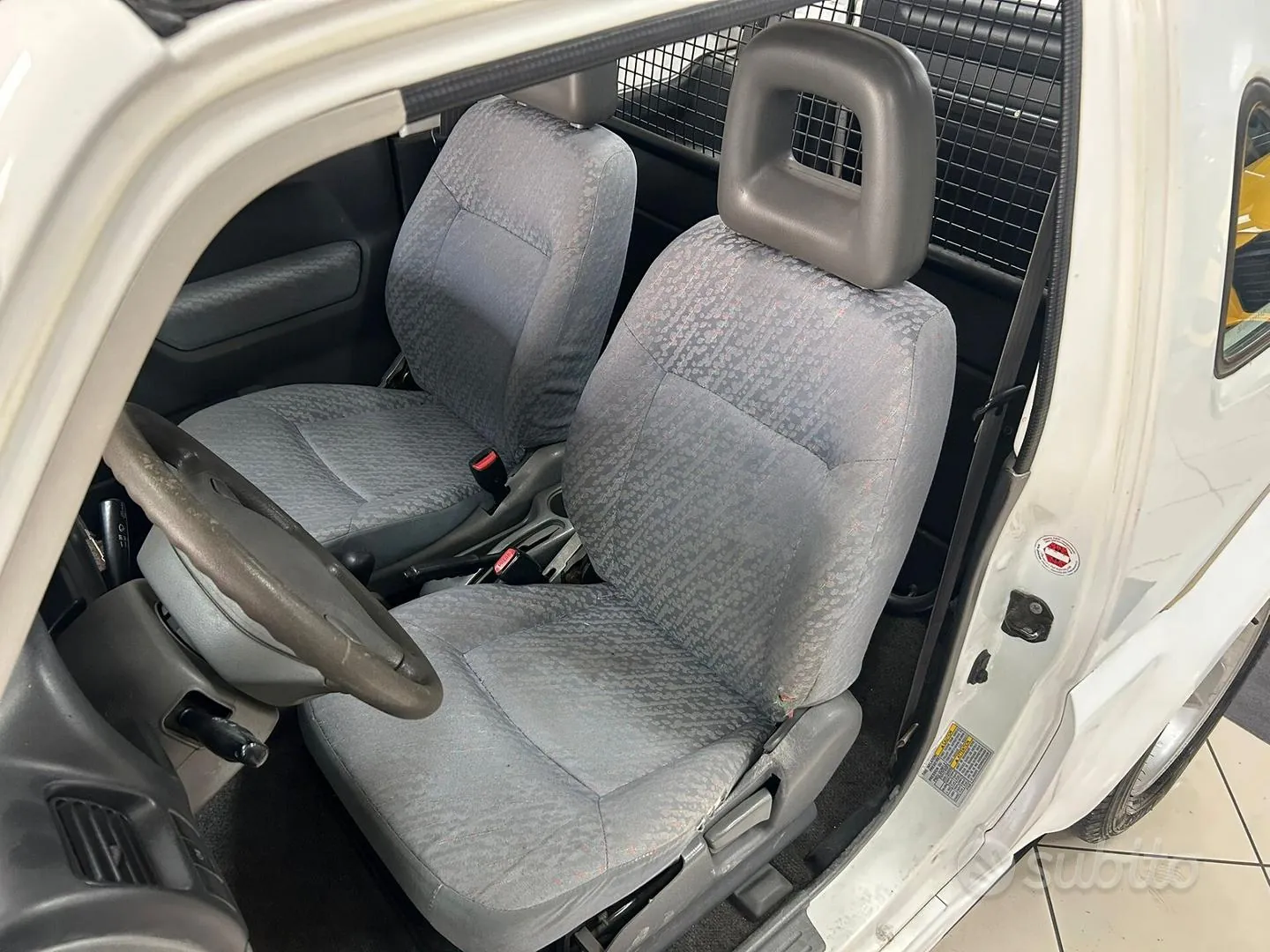 Suzuki Jimny 2005 photo 5