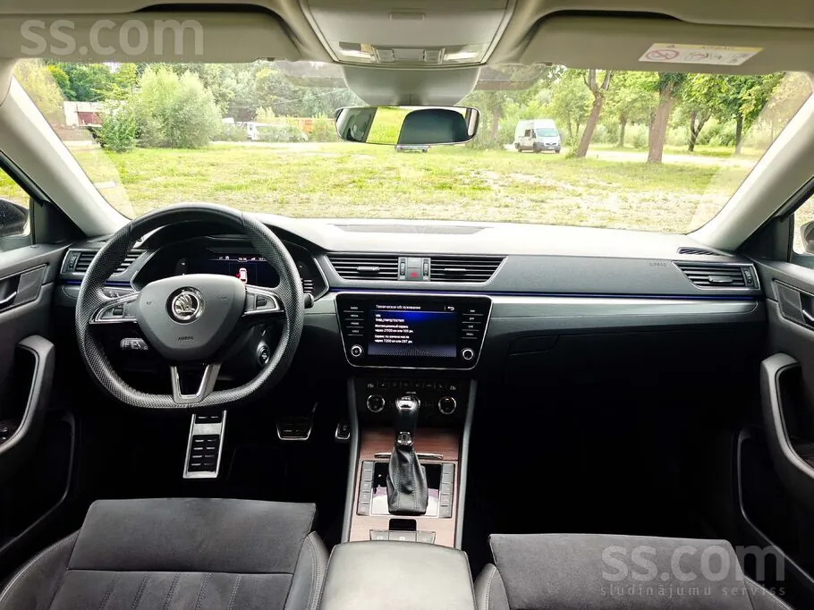 Skoda Superb 2017 photo 5