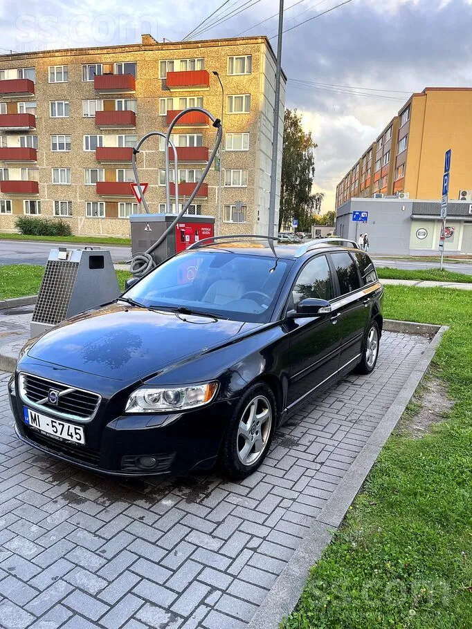 Volvo V50 2008 photo 3