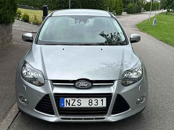 Ford Focus 2014 photo 3