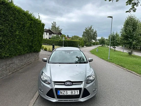 Ford Focus 2014 photo 4