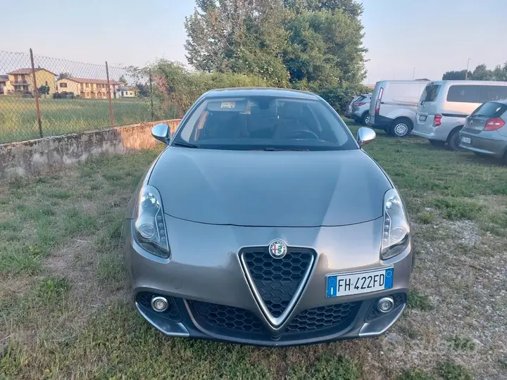 Alfa Romeo Giulietta 2017 photo 3