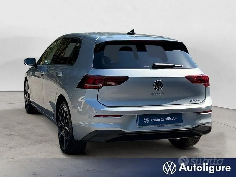Volkswagen Golf 2025 photo 3