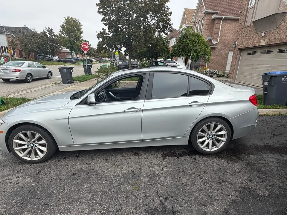 BMW 320I 2014 photo 4