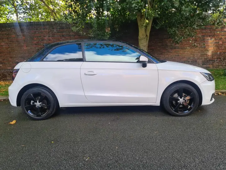 Audi A1 2018 photo 4