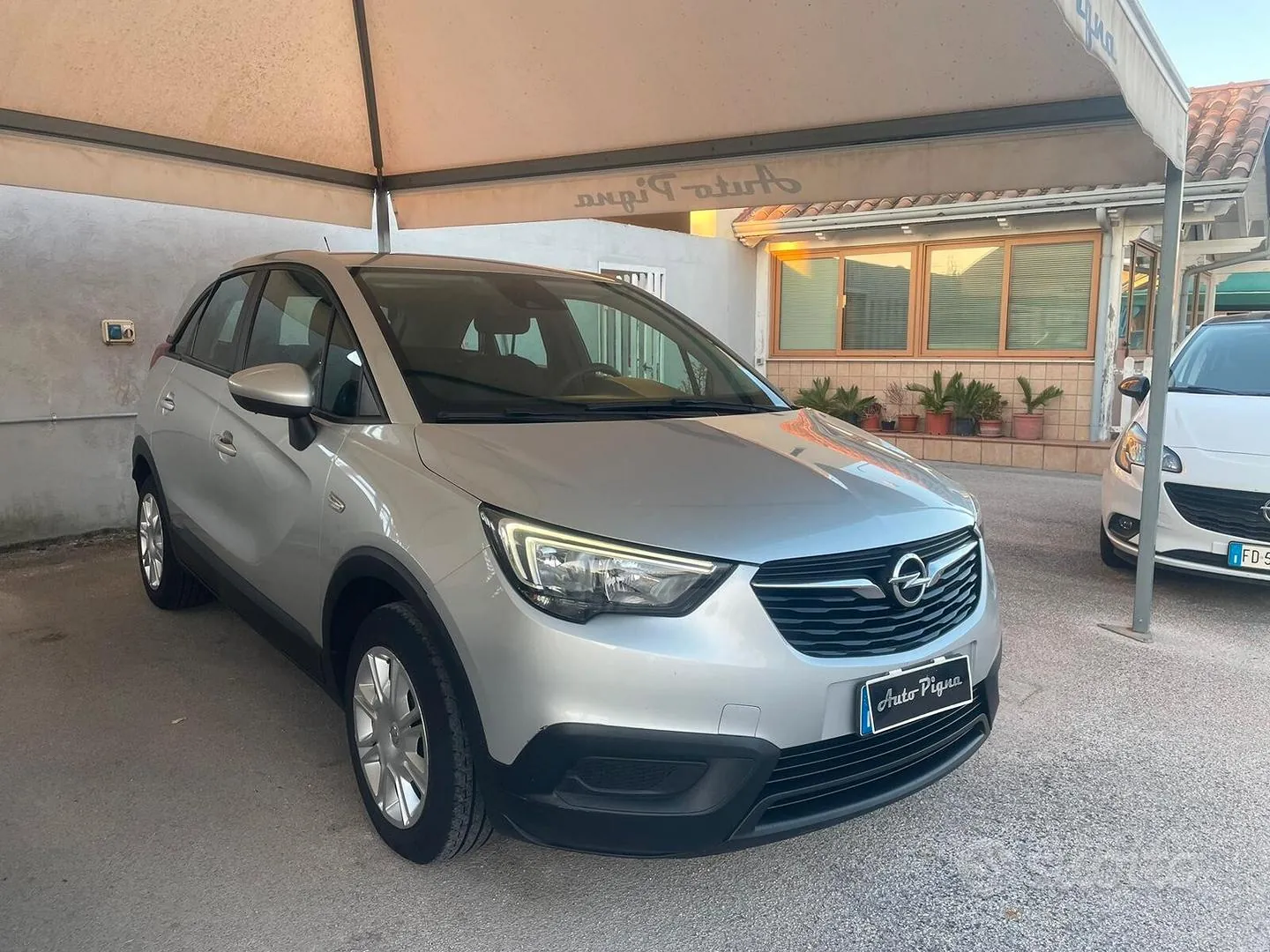 Opel Crossland X 2018 photo 3