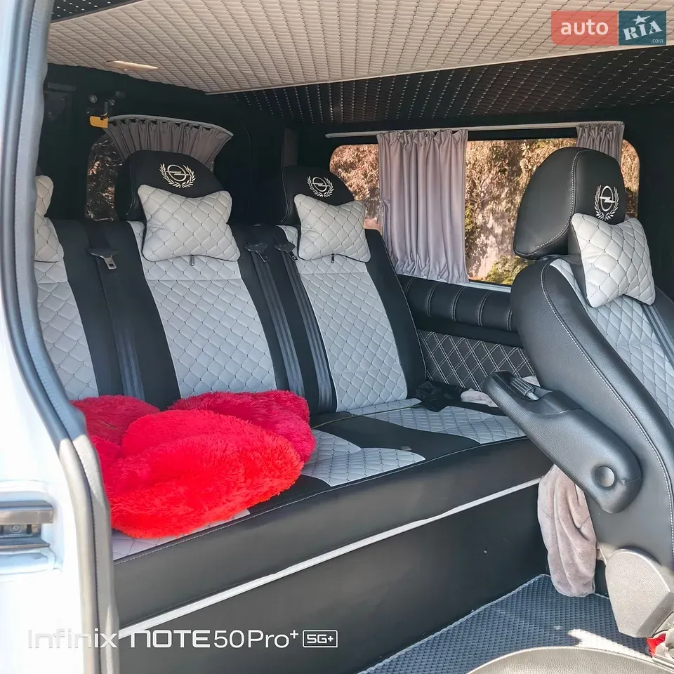 Opel Vivaro 2016 photo 4