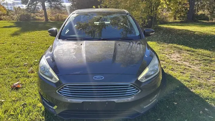 Ford Focus 2015 photo 2
