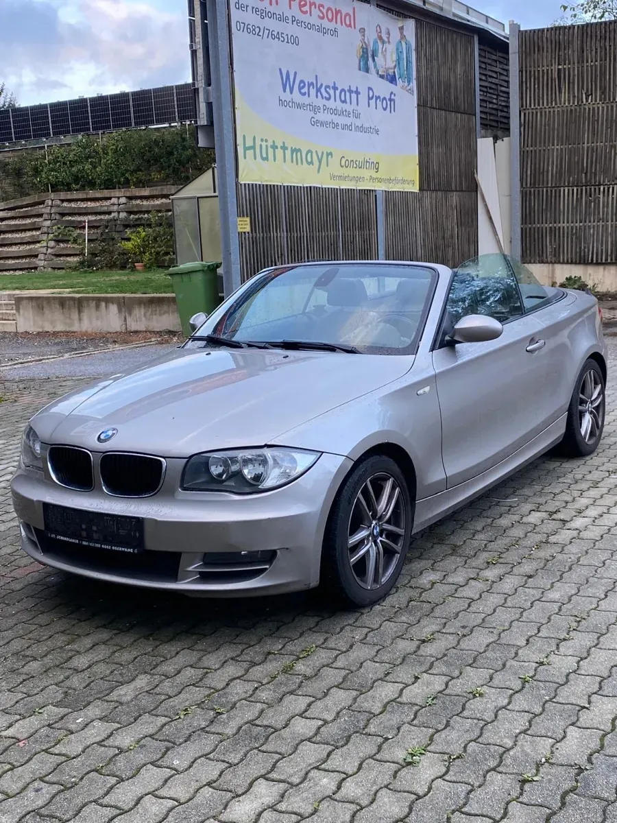 BMW 1 Series 2009 photo 3