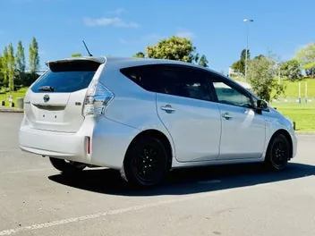 Toyota Prius 2014 photo 3