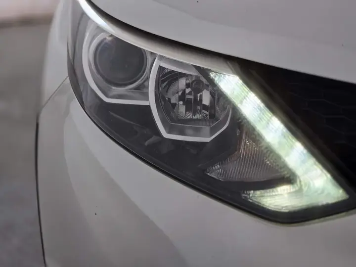 Nissan Qashqai 2016 photo 2