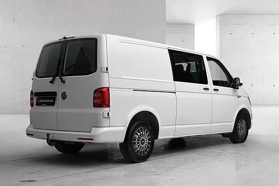 Volkswagen Transporter 2018 photo 4