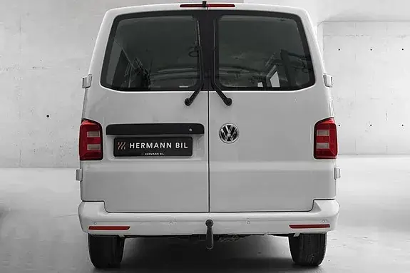 Volkswagen Transporter 2018 photo 3