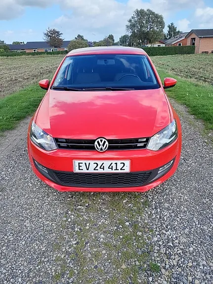 Volkswagen Polo 2011 photo 2