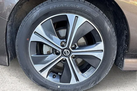 Nissan Leaf 2018 photo 5