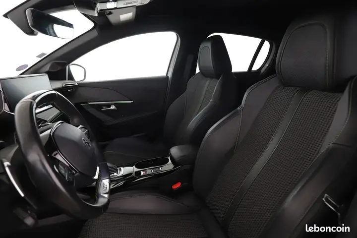 Peugeot 208 2021 photo 5