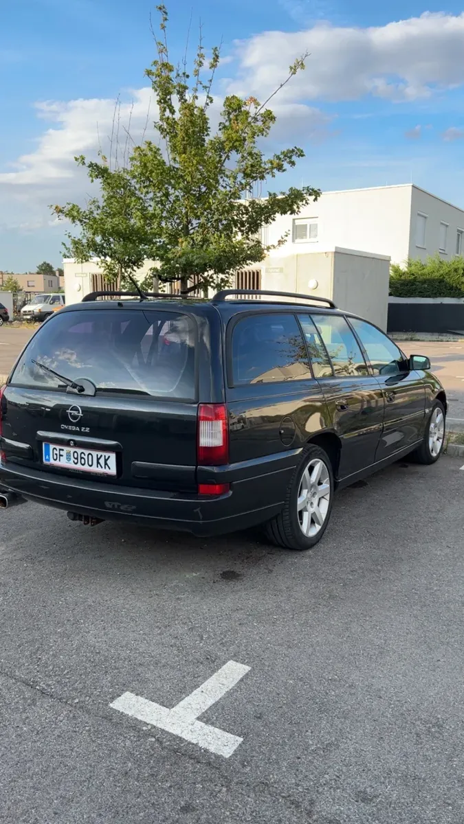 Opel Omega 2003 photo 3
