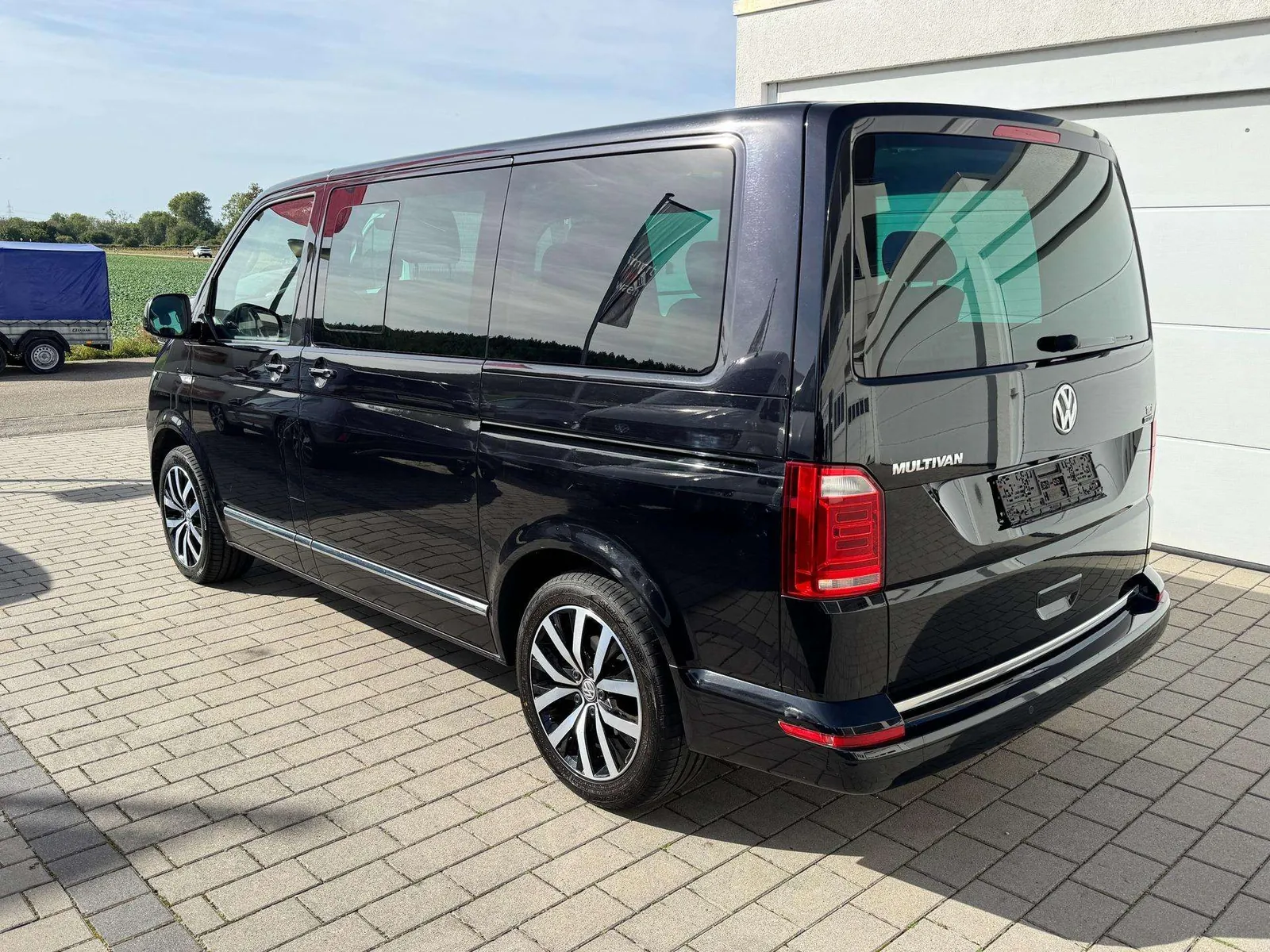 Volkswagen T6 Multivan 2017 photo 3